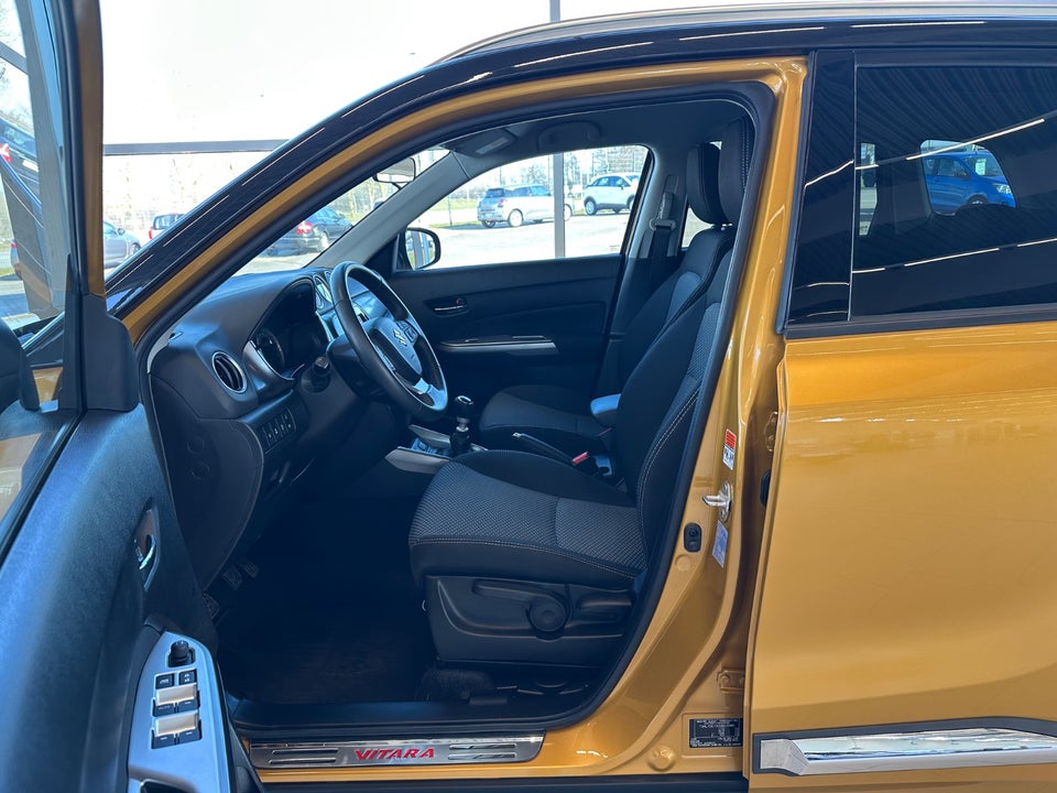 Suzuki Vitara 1,4 mHybrid Active 5d