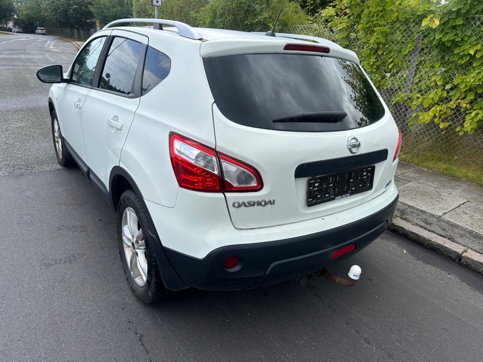 Nissan Qashqai 1,5 dCi 110 Tekna 5d