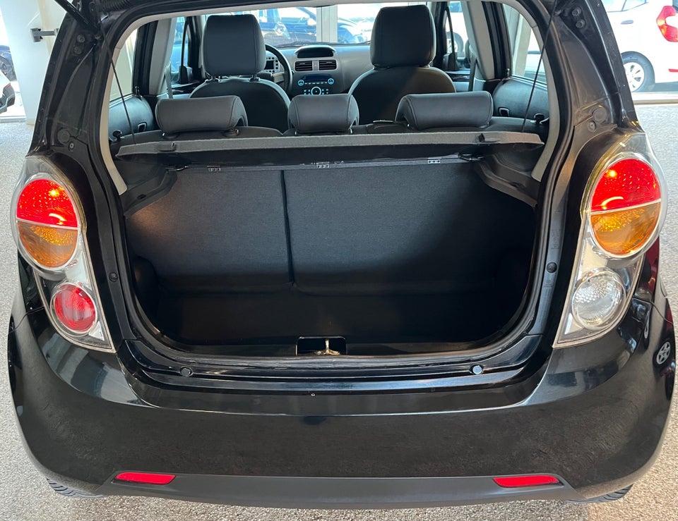Chevrolet Spark 1,0 LS 5d