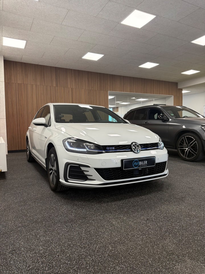 VW Golf VII 1,4 GTE DSG 5d