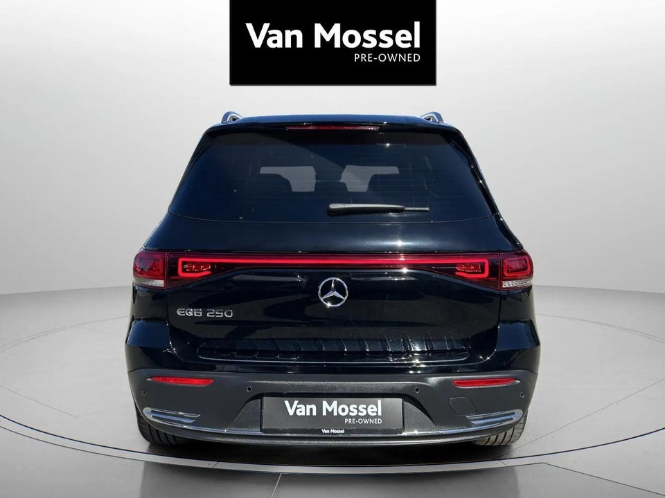 Mercedes EQB250 Progressive 5d