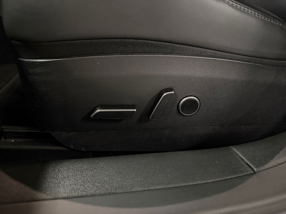 Tesla Model 3 RWD 4d