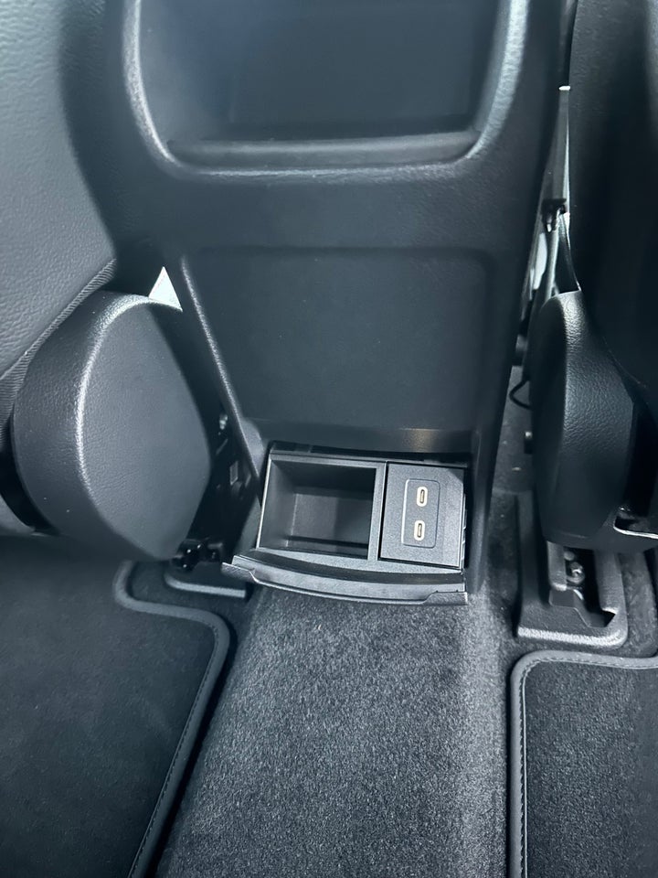 Mercedes EQB300 AMG Line 4Matic 5d