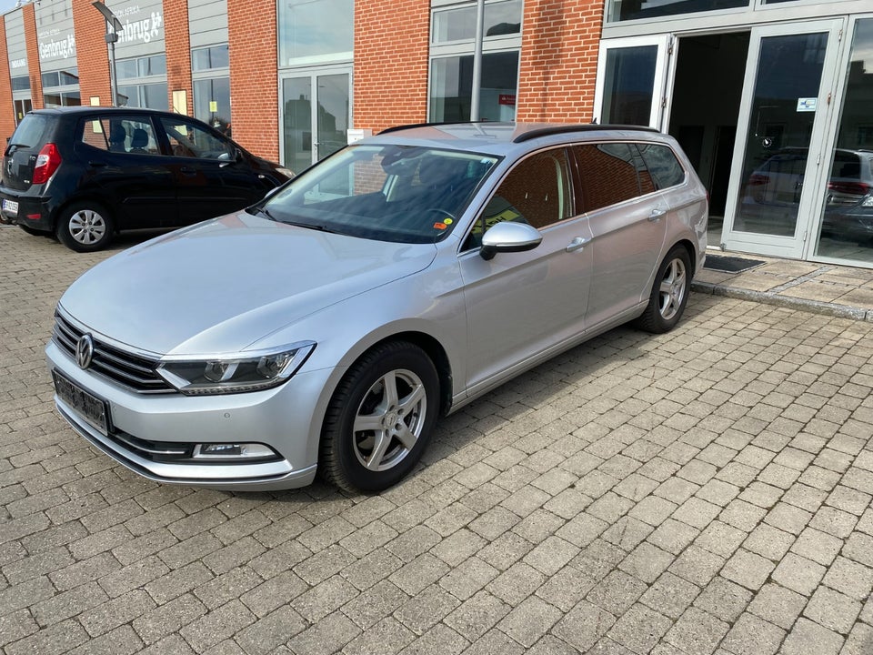 VW Passat 2,0 TDi 150 Comfortline Variant DSG 5d