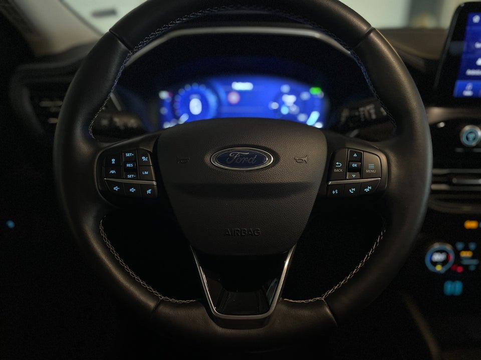 Ford Kuga 2,5 PHEV Vignale CVT 5d
