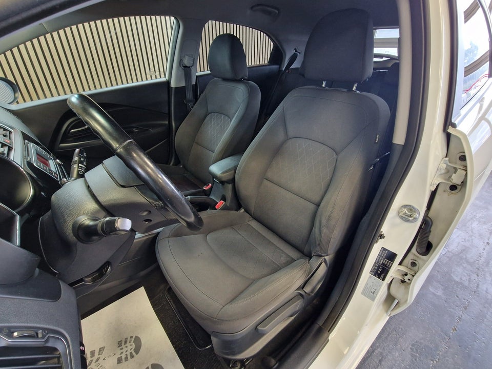 Kia Rio 1,2 CVVT Limited 5d