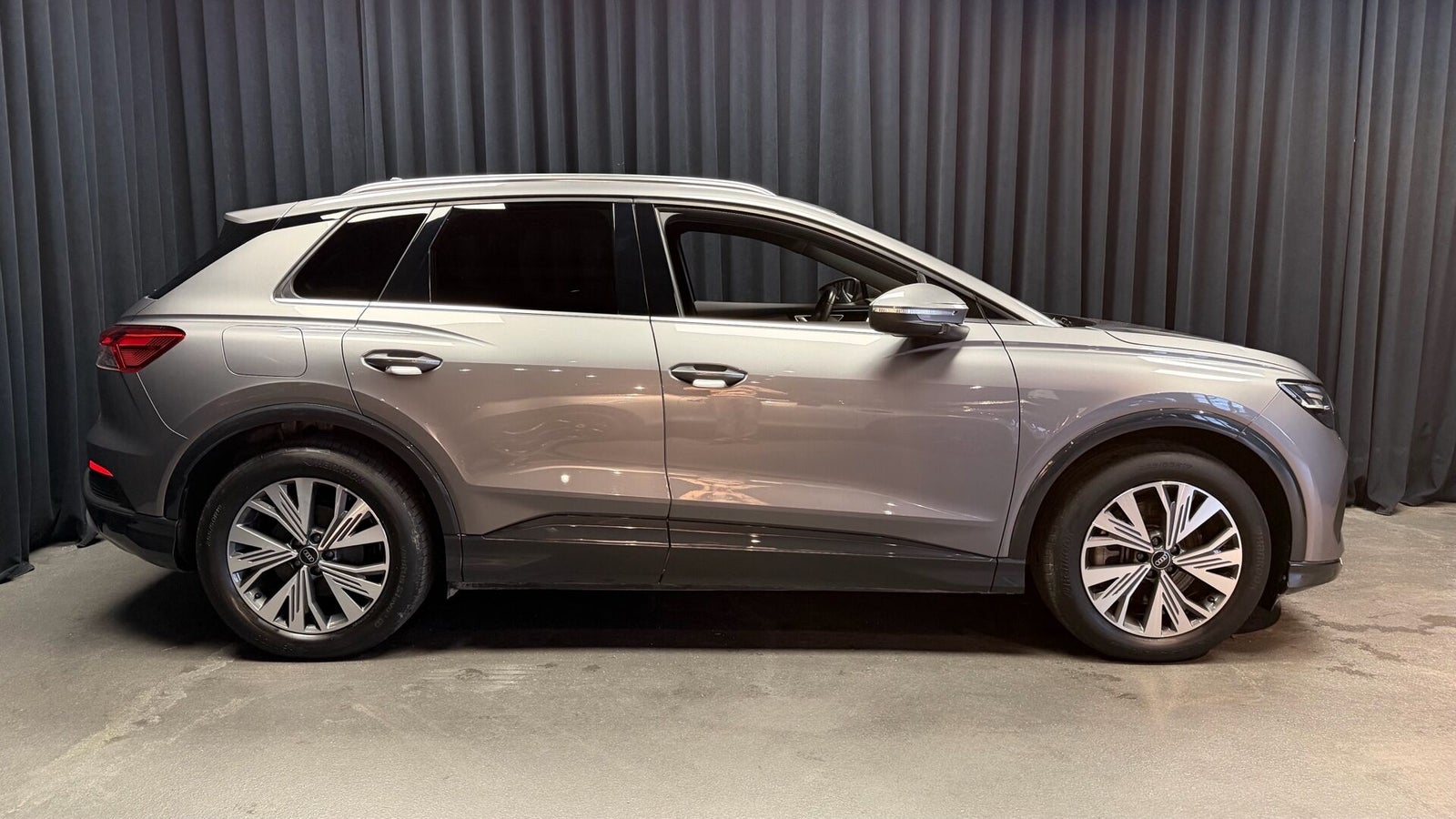 Audi Q4 e-tron 45 Advanced 5d