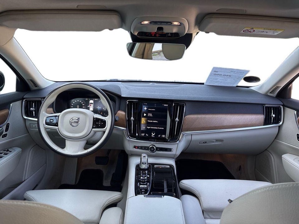 Volvo S90 2,0 T8 407 Inscription aut. AWD 4d
