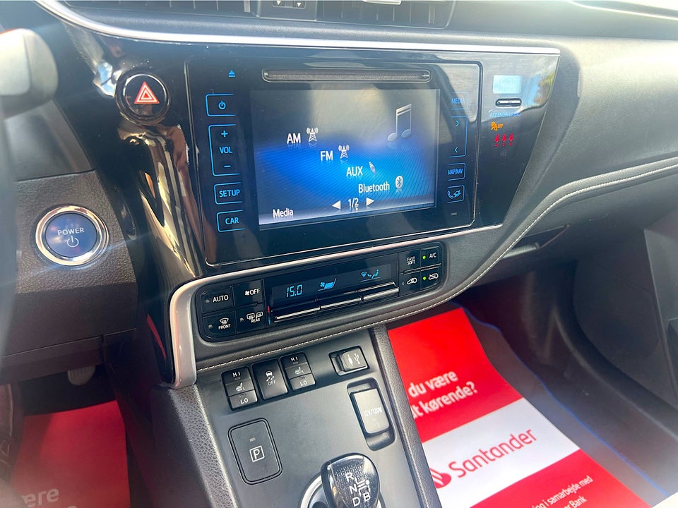 Toyota Auris 1,8 Hybrid H2 Comfort CVT 5d