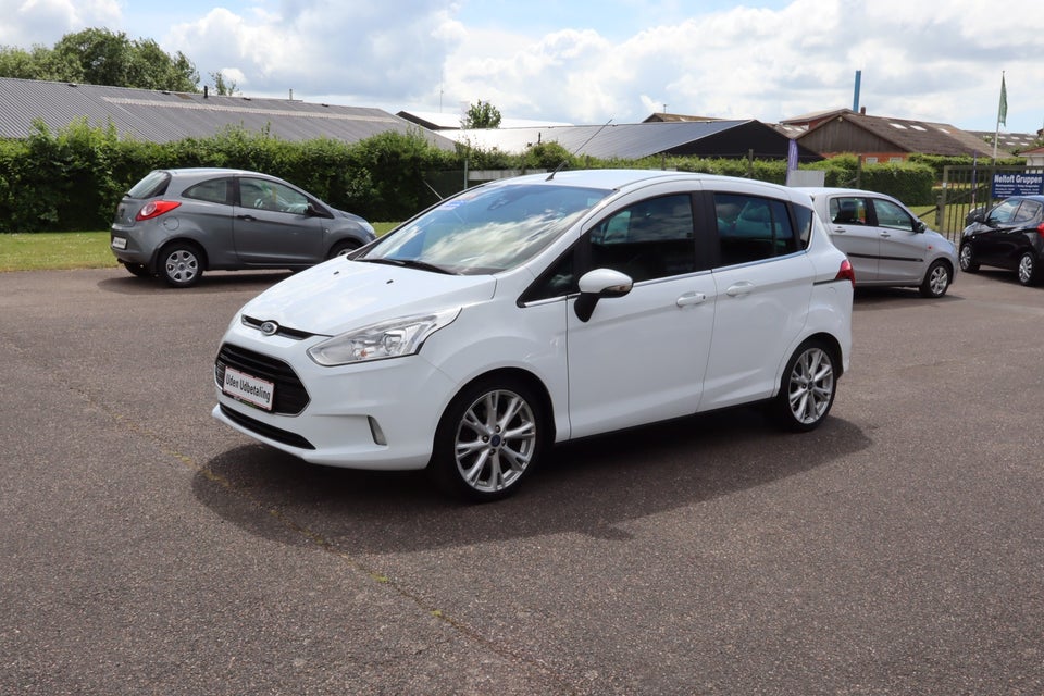 Ford B-MAX 1,0 SCTi 125 Titanium 5d