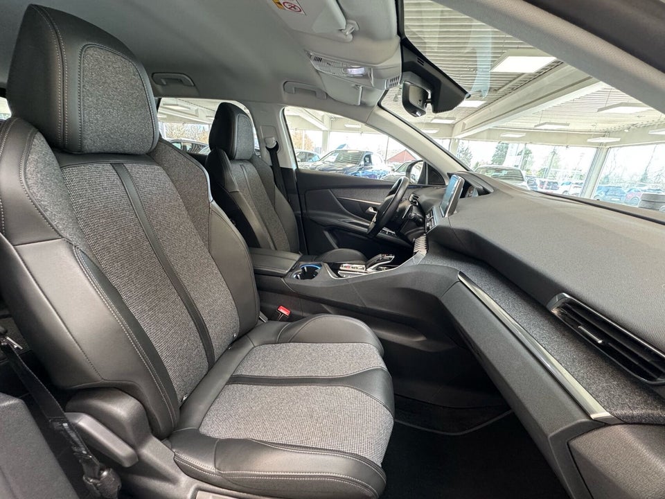 Peugeot 3008 1,6 Hybrid Allure Pack EAT8 5d