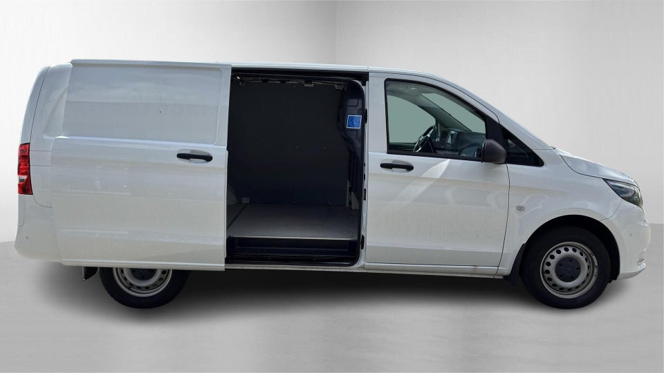 Mercedes Vito 114 2,0 CDi Kassevogn aut. L RWD
