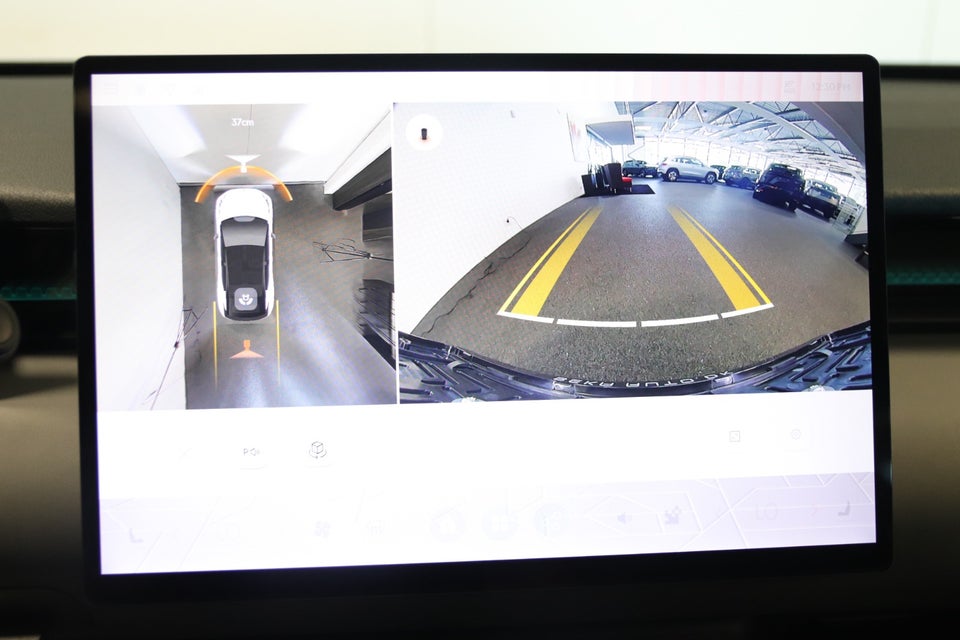 Volvo EX30 Extended Range Ultra 5d