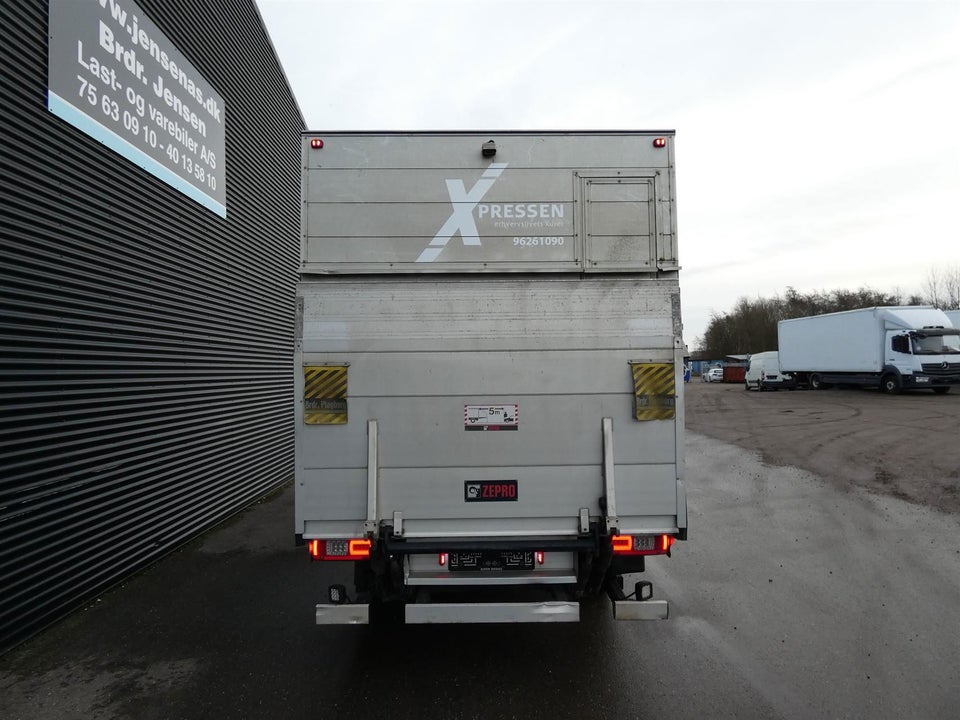 Mercedes Sprinter 317 2,0 CDi Alukasse m/lift aut. RWD 2d