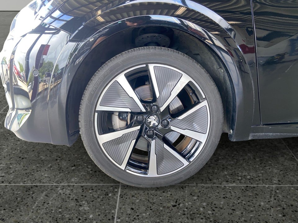 Peugeot e-208 50 GT Pack 5d