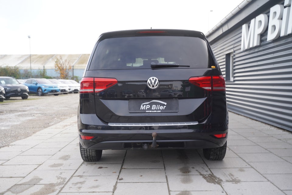 VW Touran 1,6 TDi 115 Comfortline 7prs 5d