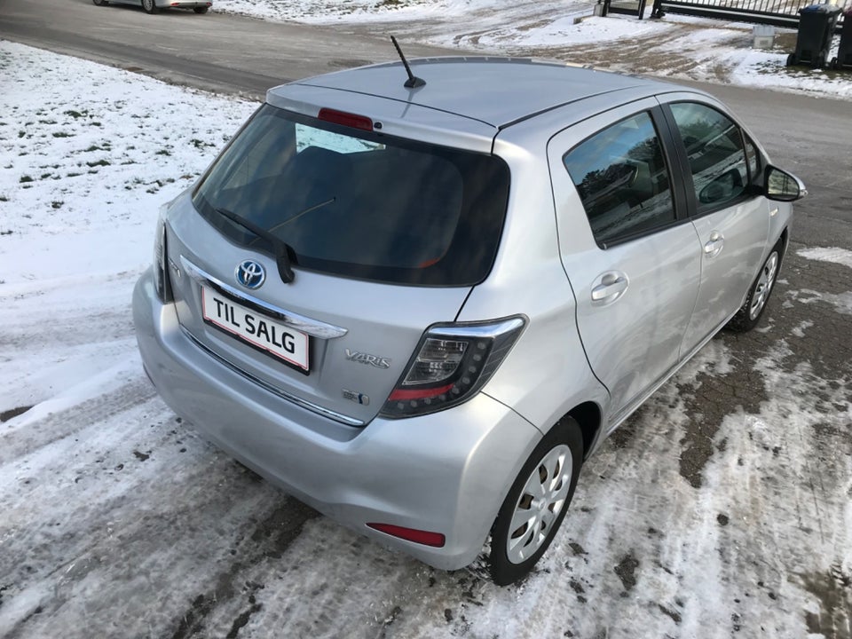 Toyota Yaris 1,5 Hybrid H2 Touch CVT 5d