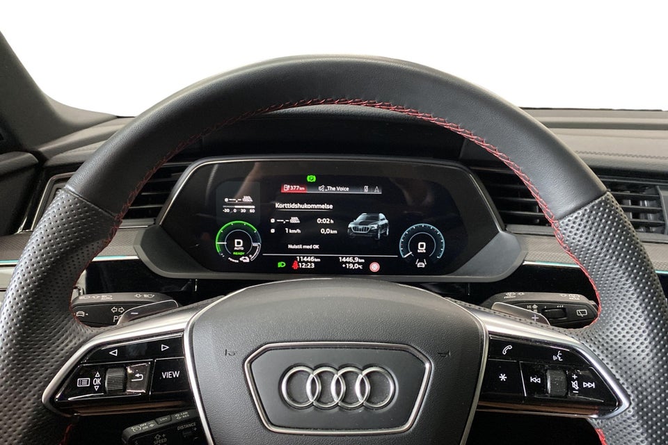 Audi Q8 e-tron 55 S-line quattro 5d