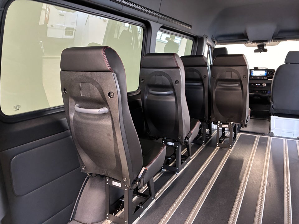 Mercedes Sprinter 317 2,0 CDi A2 Tourer PRO aut. RWD