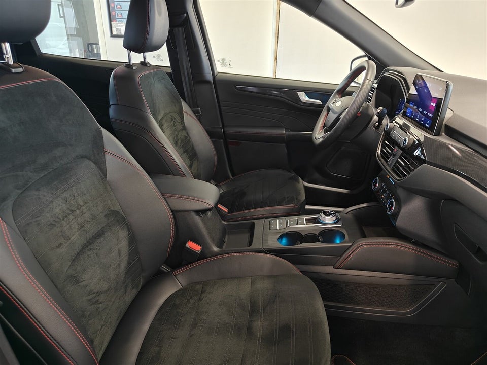 Ford Kuga 2,5 PHEV ST-Line X CVT 5d