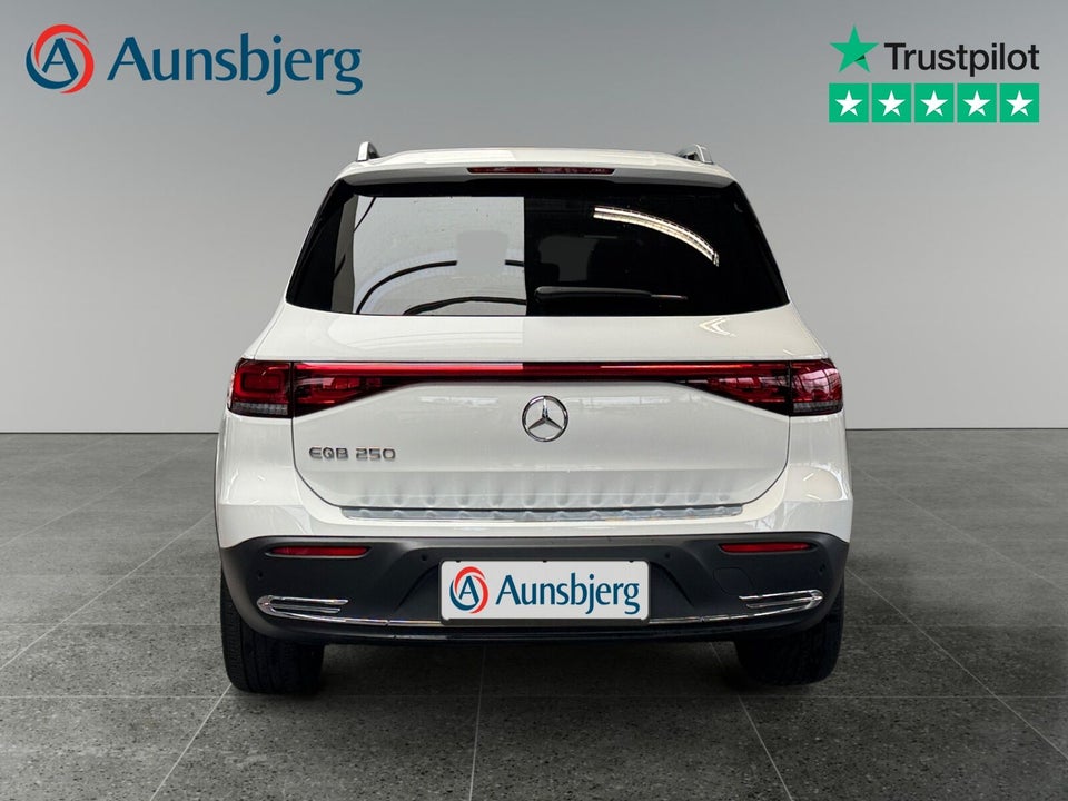 Mercedes EQB250 Progressive 5d