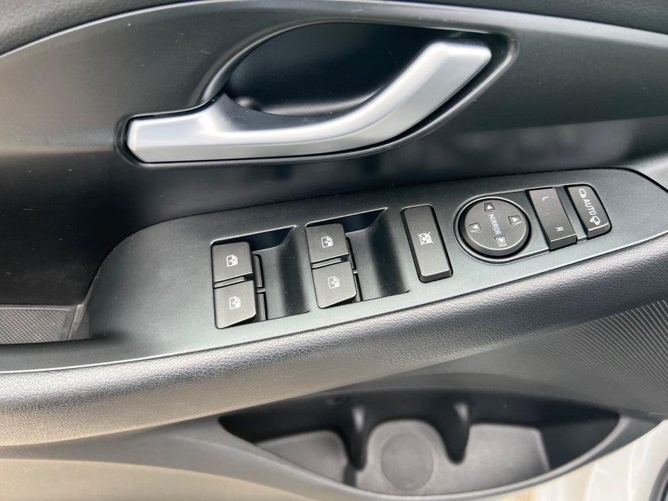 Hyundai i30 1,5 T-GDi mHEV N-Line stc. DCT 5d