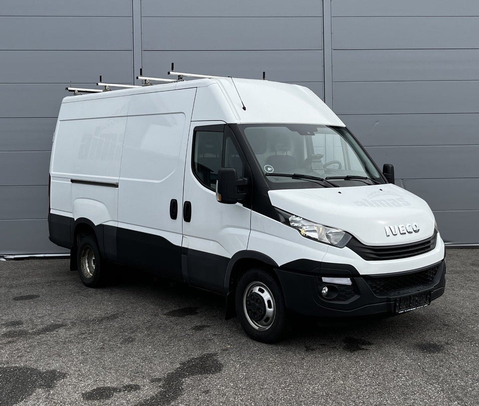 Iveco Daily 3,0 35C18 12m³ Van