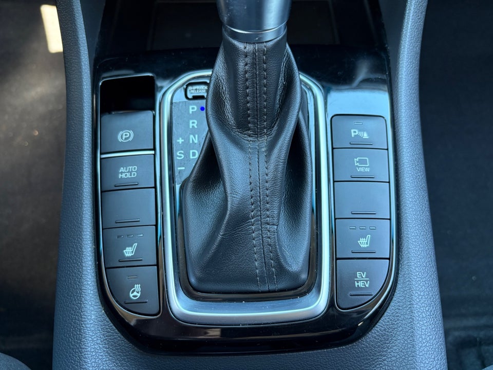 Hyundai Ioniq 1,6 PHEV Trend DCT 5d