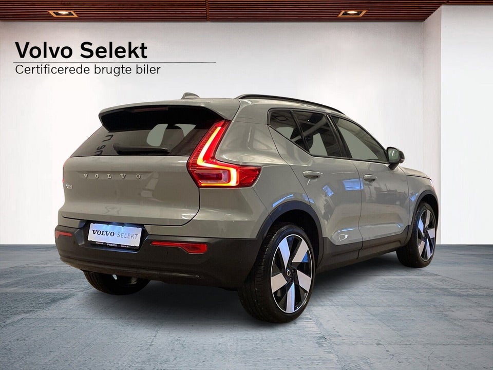 Volvo EX40 Extended Range Core 5d