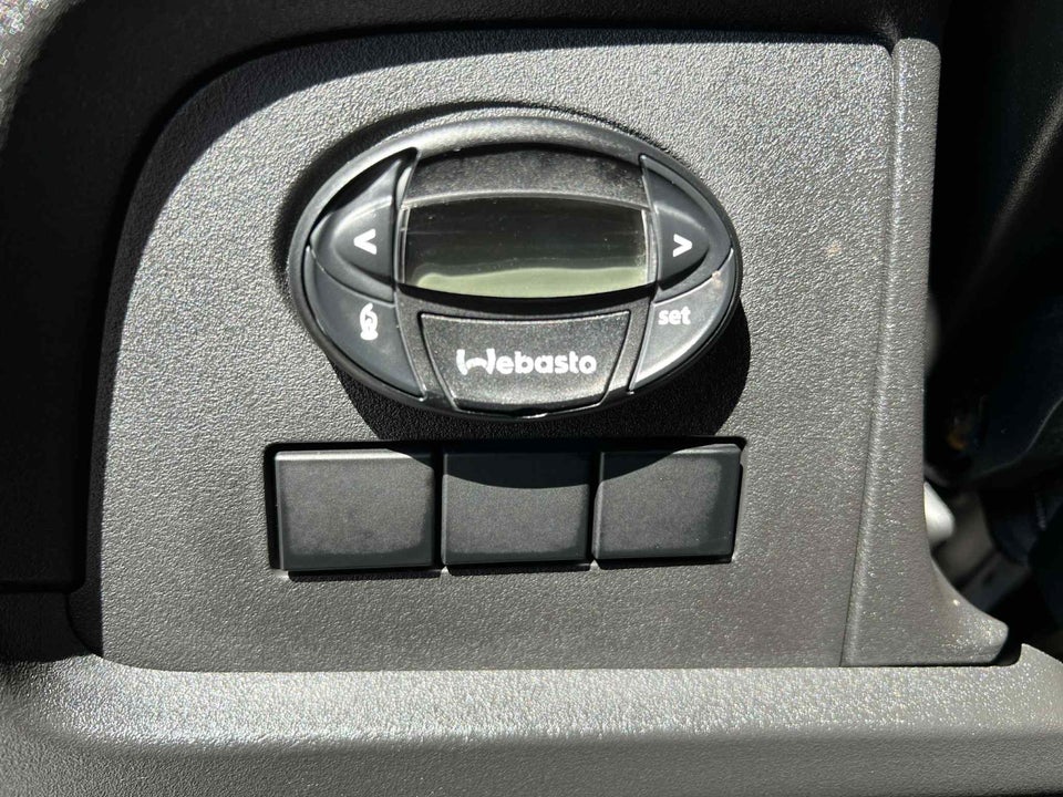 Iveco Daily 2,3 35S16 12m³ Van AG8