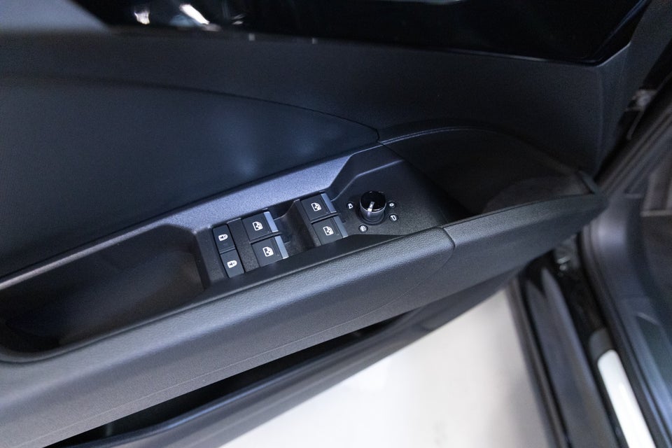Audi Q4 e-tron 40 S-line Sportback 5d