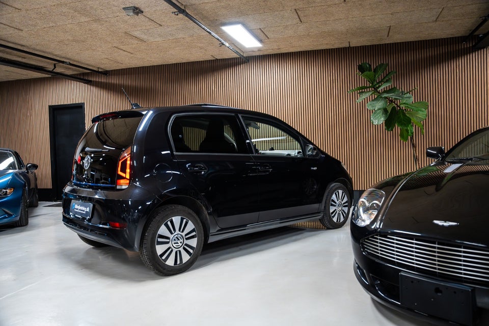 VW e-Up! High Up! 5d
