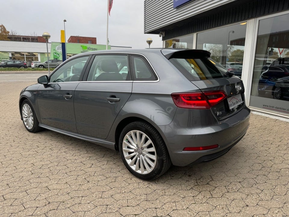 Audi A3 1,4 e-tron Sport Sportback S-tr. 5d