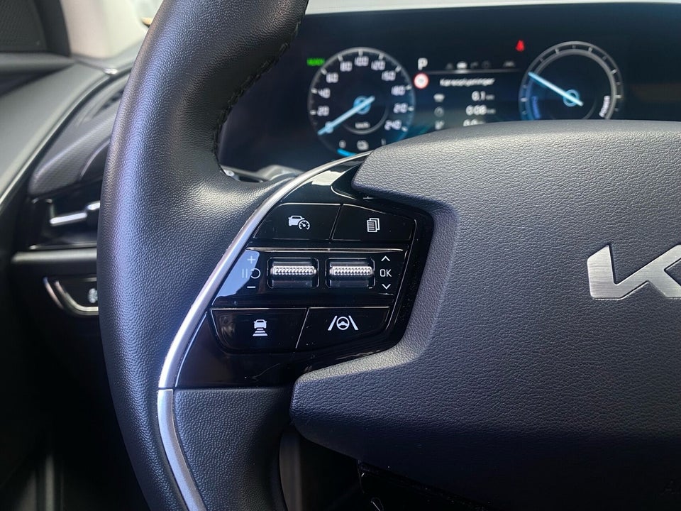 Kia Niro 64 EV Prestige 5d