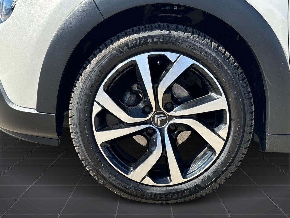 Citroën C3 1,2 PureTech 83 Shine Sport 5d