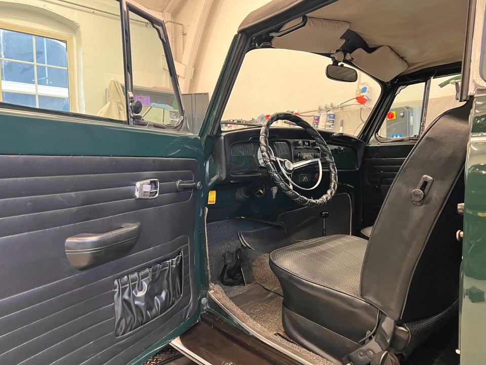 VW 1302 1,6 Cabriolet 2d