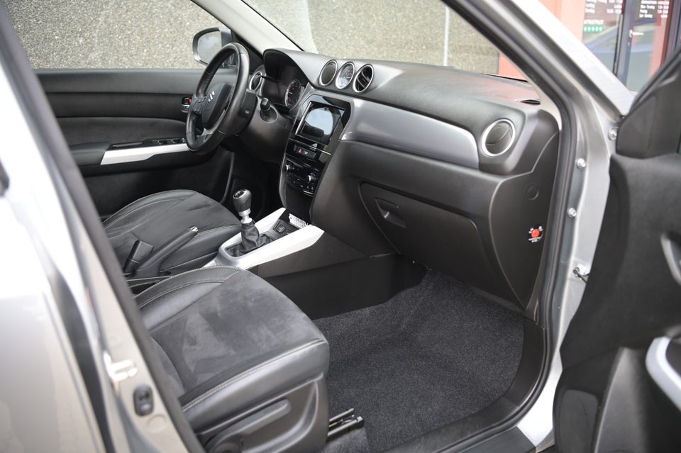 Suzuki Vitara 1,6 DDiS Exclusive 5d