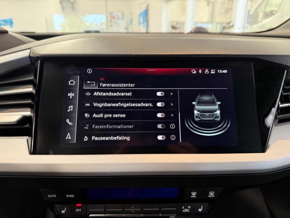 Audi Q4 e-tron 40  5d