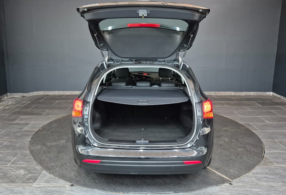 Kia Ceed 1,6 GDi Premium SW DCT 5d