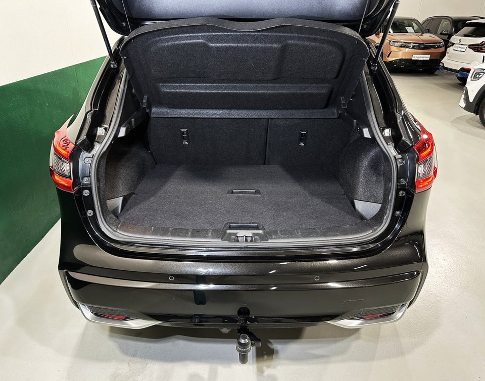 Nissan Qashqai 1,3 Dig-T 160 Tekna+ Dynamic DCT 5d