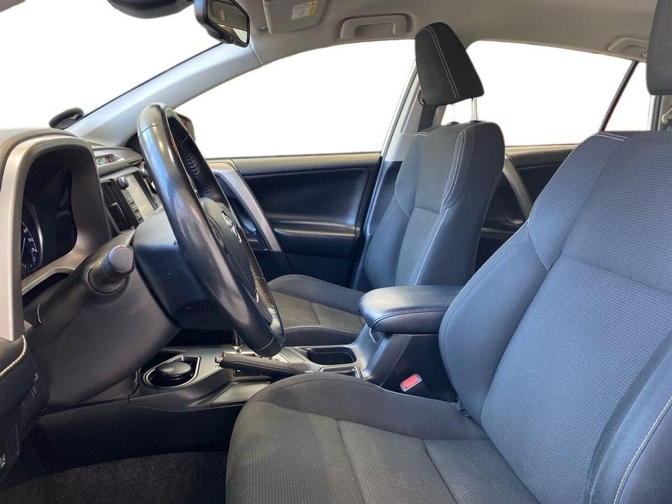 Toyota RAV4 2,5 Hybrid H3 MDS 5d