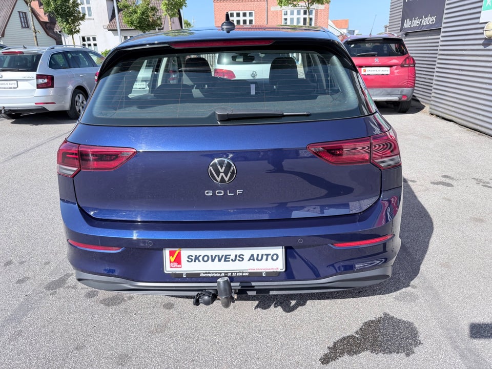 VW Golf VIII 2,0 TDi 115 Life DSG 5d