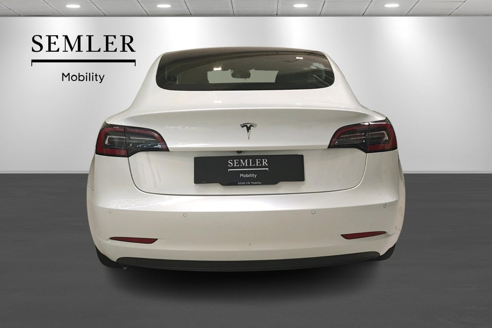 Tesla Model 3 Standard Range+ RWD 4d