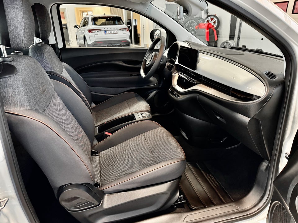 Fiat 500e 24 Icon 3d