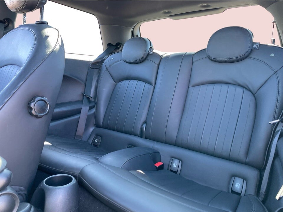 MINI Cooper SE Yours Trim 3d