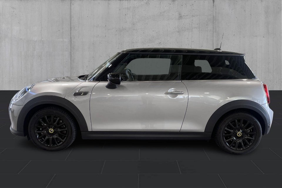 MINI Cooper SE Classic Trim 3d