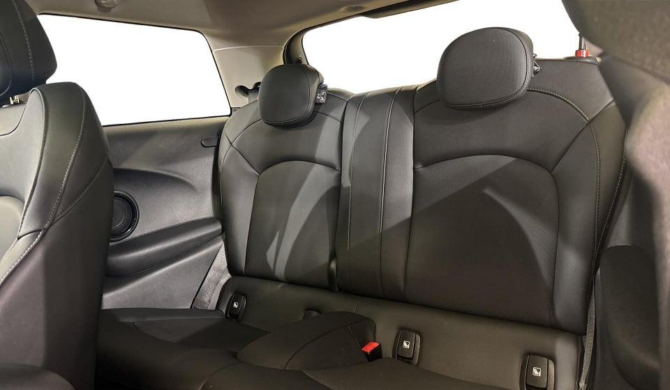 MINI Cooper SE Camden Edition 3d