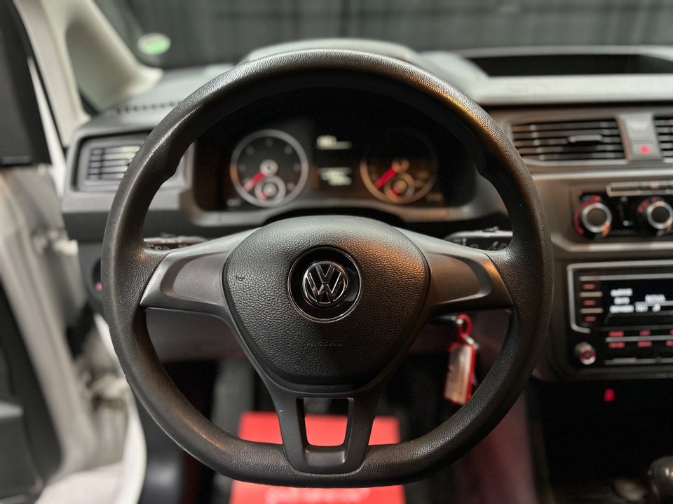 VW Caddy 2,0 TDi 102 BlueMotion Van 4d