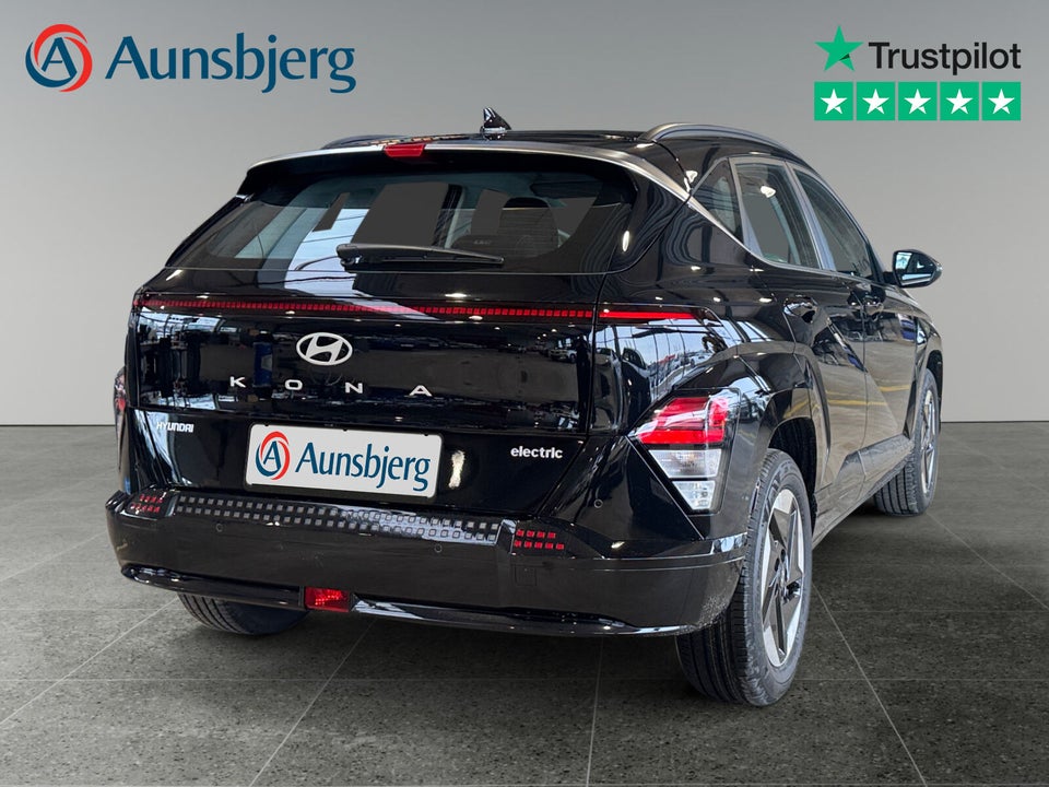 Hyundai Kona 48 EV Essential 5d