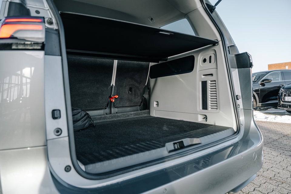 VW ID.Buzz 77 Pro SWB 5d